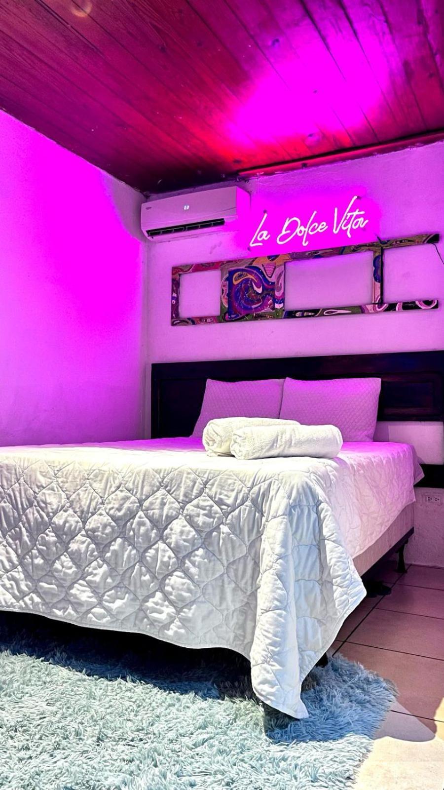 Villa Napoli Σάντα Άνα Εξωτερικό φωτογραφία