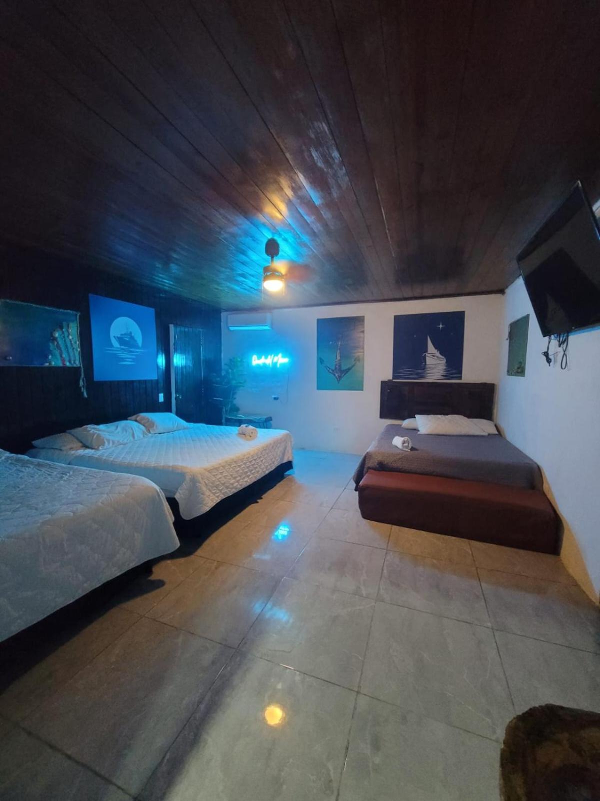 Villa Napoli Σάντα Άνα Εξωτερικό φωτογραφία