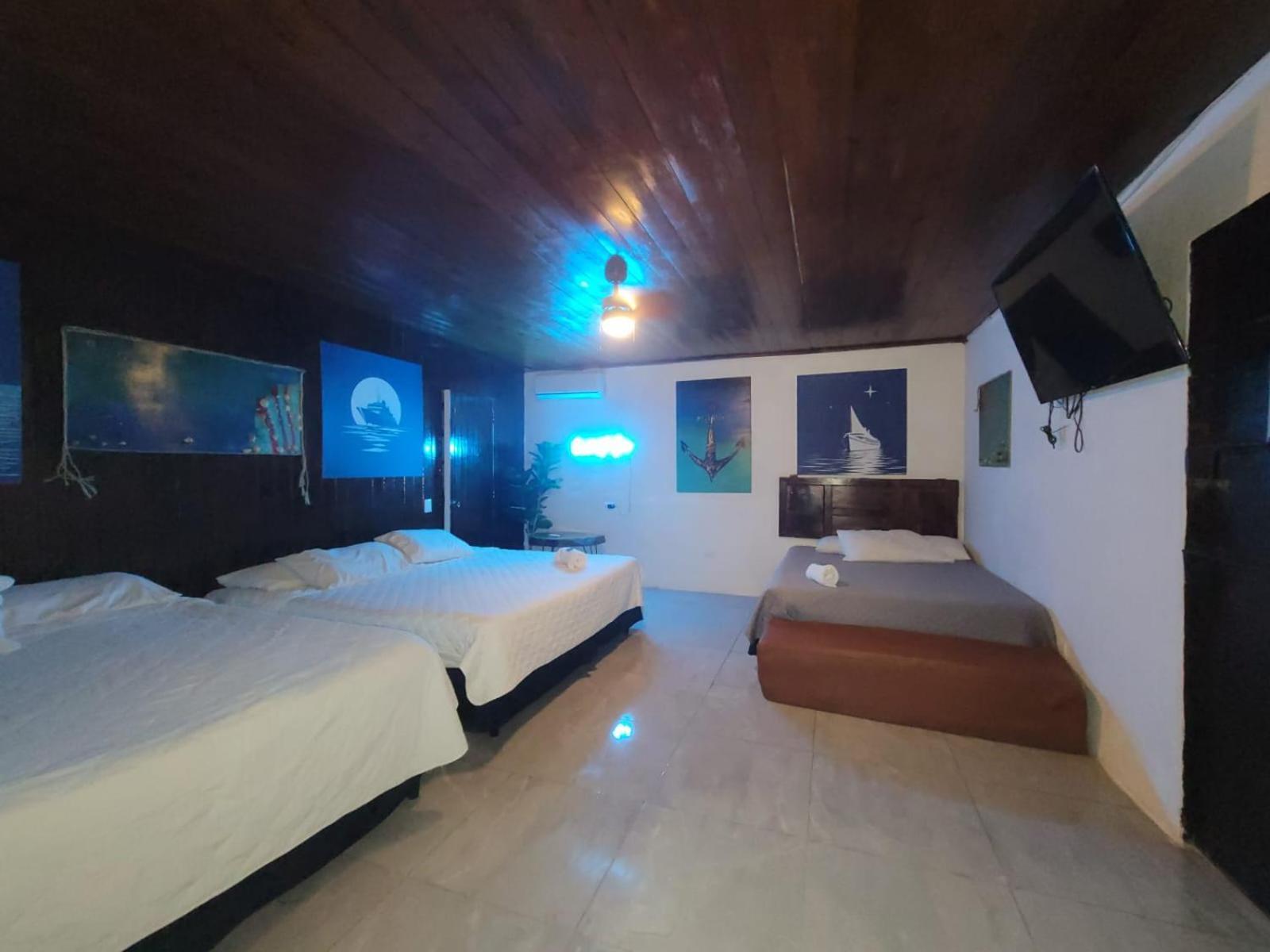 Villa Napoli Σάντα Άνα Εξωτερικό φωτογραφία